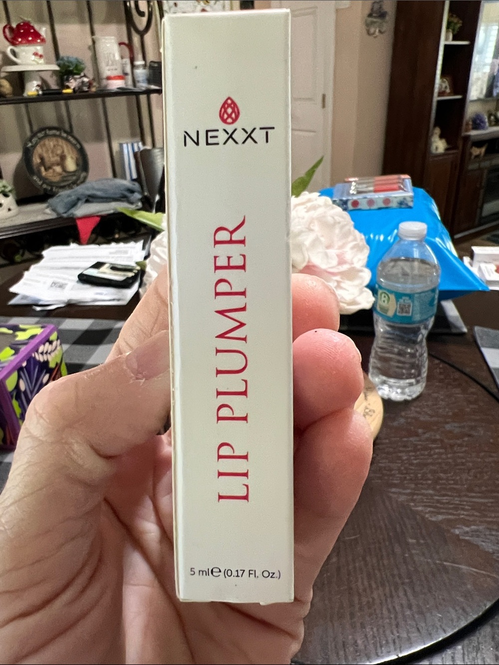 Nexxt Lip Plumper – White Packaging with Pink Accents